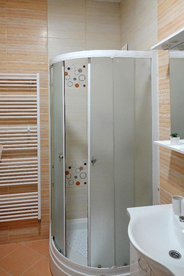 Apartman Gundulic Vinkovci Exterior photo