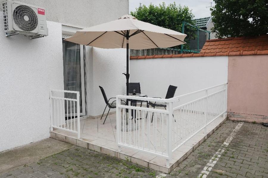 Apartman Gundulic Vinkovci Exterior photo